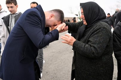 BAŞKAN TEPE, BAYRAMDA VATANDAŞLARLA BİR ARAYA GELDİ
