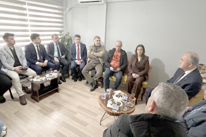 VALİ EROL’DAN FATSA GAZETECİLER VE BASIN DERNEĞİ’NE İADE-İ ZİYARET