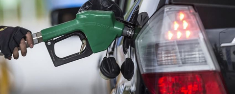 PETROL FİYATLARINA YÜZDE 10 İNDİRİM YOLDA!