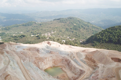 “KAYBEDECEK BİR KARIŞ TOPRAĞIMIZ YOK”