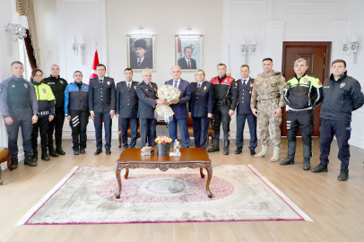 VALİ EROL, EMNİYET TEŞKİLATI MENSUPLARININ GÜNÜNÜ KUTLADI