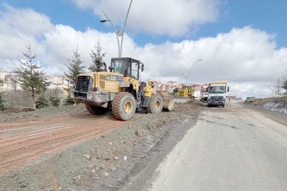 YILLARDIR BEKLENEN YOLDA ÇALIŞMALAR YENİDEN BAŞLADI