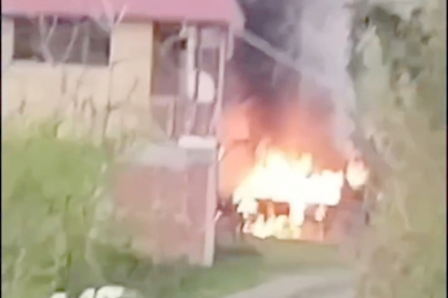 PARK HALİNDEKİ ARAÇ ALEV ALDI!