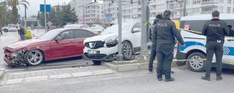 ALTINORDU SAHİL YOLUNDA KAZA: 1 YARALI!