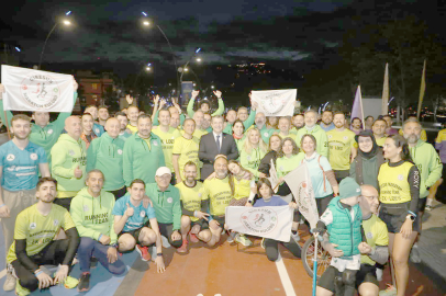 ALTINORDU SAHİLİNDE KARDEŞLİK KOŞUSU!