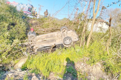 TAKLA ATAN ARAÇ BAHÇEYE UÇTU: 1 YARALI