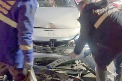 FATSA LİMAN KAVŞAĞINDA KAZA: 2 YARALI