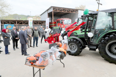 VALİ EROL, ORKÖY PROJESİ KAPSAMINDA TRAKTÖR DAĞITIM PROGRAMINA KATILDI