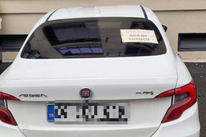 TRAFİKTE “ACEMİYİM” DİYEREK UYARDI!