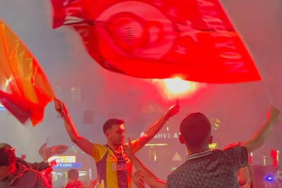 FATSA’DA TÜM SOKAKLAR  SARI-KIRMIZIYA BÜRÜNDÜ
