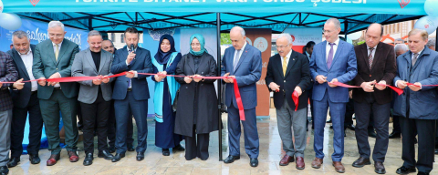 VALİ EROL, HAYIR ÇARŞISI’NIN AÇILIŞ PROGRAMINA KATILDI