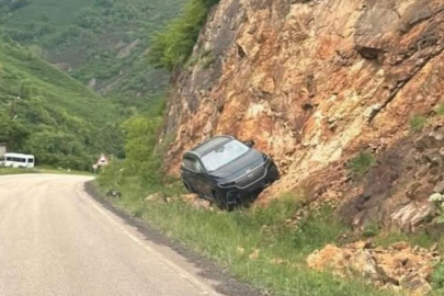 FATSA – AYBASTI YOLUNDA HERKESİ KORKUTAN KAZA!