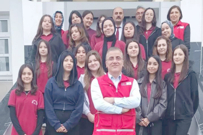 MERHAMET VE OYUNCAK AYNI KUTUDA BULUŞTU 