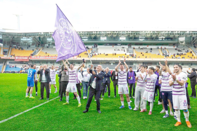 MOR-BEYAZLILAR’A ZORLU MARATON!