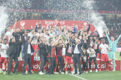 ÇORUM FK TARİH YAZDI!