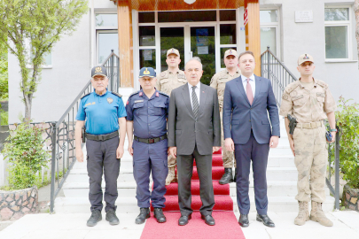 VALİ EROL, MESUDİYE VE KABADÜZ İLÇELERİNDE ZİYARETTE BULUNDU