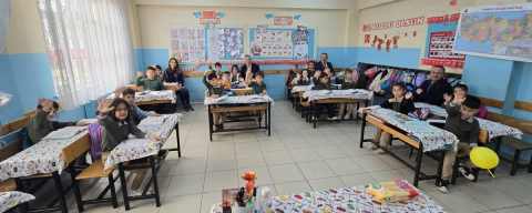 CUMA GÜNÜ OKULLAR TATİL EDİLECEK!