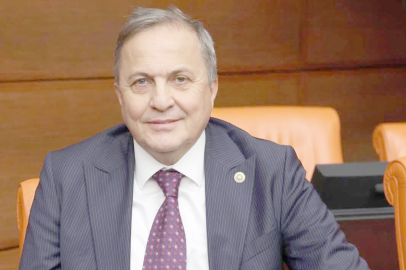 SEYİT TORUN PARTİ MECLİSİ ÜYELİĞİNDEN İSTİFA ETTİ