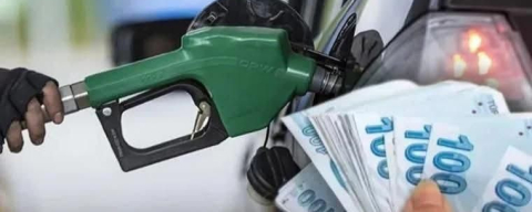 MOTORİNE İNDİRİM KAPIDA!