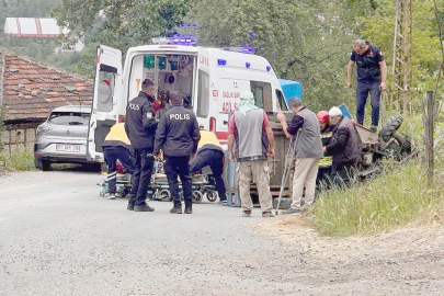 KORGAN’DA DEVRİLEN  PATPATTA 2 KİŞİ YARALANDI