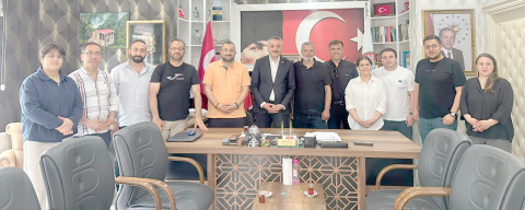 YEREL BASIN VE BAŞKAN ÖZAY AYNI MASADA BULUŞTU